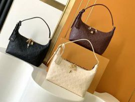 Picture of LV Lady Handbags _SKUfw155680096fw